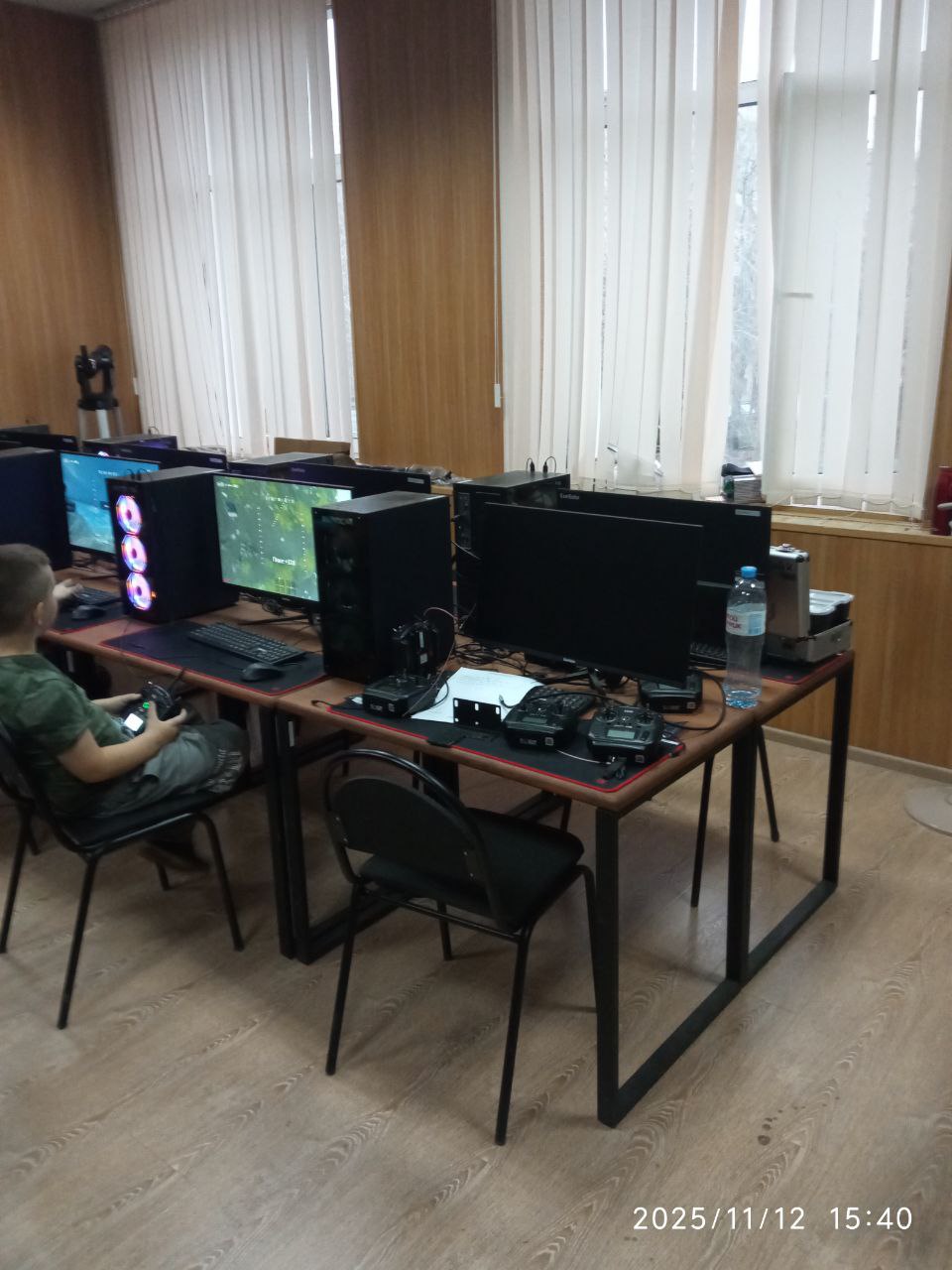 Новая локация где полетать на дронах